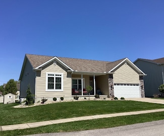 668 Heritage Dr, Erie, PA 16509