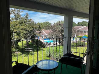 114 Hank Jay Dr Unit F, Lake Geneva, WI 53147