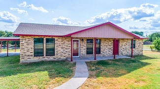 233 The Ranch Rd, Del Valle, TX 78617