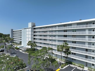 5700 NW 2nd Ave Unit 205, Boca Raton, FL 33487