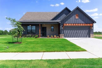 8504 E El Paso St, Broken Arrow, OK 74014