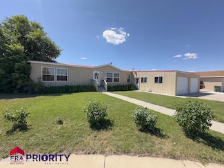 4402 Daylight Ct, Gillette, WY 82718