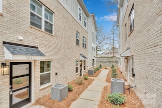 3709 Lou Ann Ave, Charlotte, NC 28208