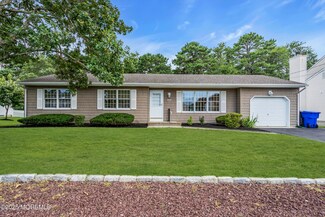 186 Cherry Quay Rd, Brick, NJ 08723