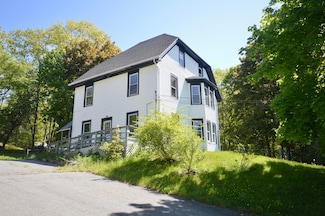 100 Us Route 1, Bucksport, ME 04416