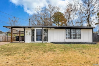 4803 Shawmont Dr NW, Huntsville, AL 35810