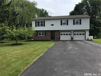 73 E 6th St, Oneida, NY 13421