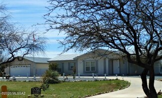 532 S Broken Arrow Ln, Benson, AZ 85602