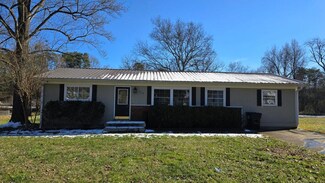 114 Valley View Dr, Dunlap, TN 37327