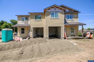 955 Kees St, Lebanon, OR 97355
