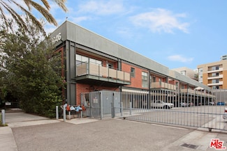 1046 Princeton Dr Unit 104, Venice, CA 90292