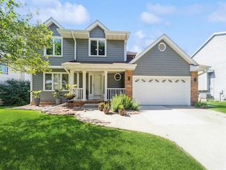 3436 Valley View Dr, West Des Moines, IA 50265