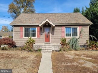 1178 New Pear St, Vineland, NJ 08360