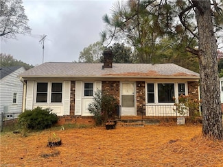 910 Arch St, High Point, NC 27260