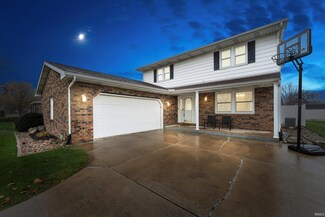616 W 15th St, Mishawaka, IN 46544