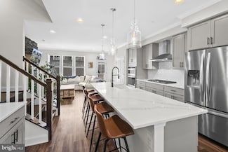 905 Holden Rd, Frederick, MD 21701