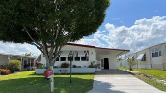 8536 SE Seabird Ave, Hobe Sound, FL 33455