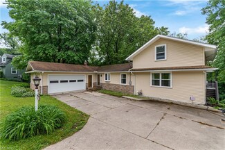 4363 W Hohman Cir, Akron, OH 44319