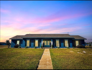 1406 Highland Dr, Amory, MS 38821