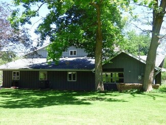 3734 W Bass Creek Rd, Beloit, WI 53511