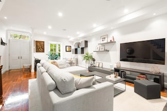 227 5th St, Jersey City, NJ 07302