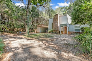 2037 Lewis Turner Blvd Unit B, Fort Walton Beach, FL 32547