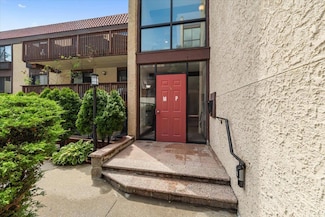 357 N Broadway Unit 1N, Yonkers, NY 10701