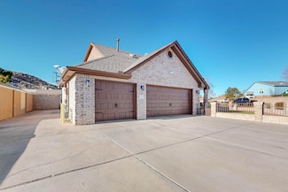 7209 Cienega Rd NW, Albuquerque, NM 87120