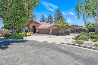 3001 Fairmont Ct, Madera, CA 93637