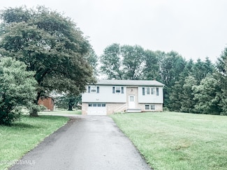 85 Hill St, Benton, PA 17814