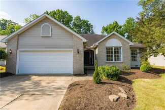 682 Robins Gate, Akron, OH 44319