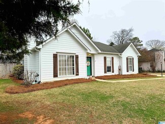 8320 Cahaba Crossing Cir, Leeds, AL 35094