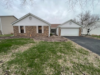 471 Nantucket Rd, Naperville, IL 60565