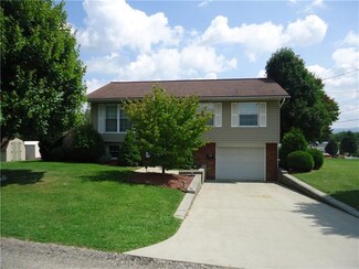 600 Crestview Dr, Scottdale, PA 15683