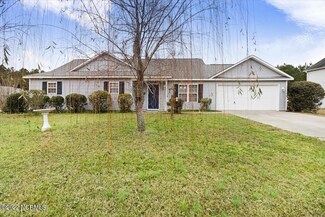 120 Willowbend Dr, Burgaw, NC 28425