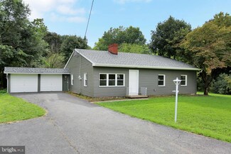 1260 Mahoning St, Milton, PA 17847