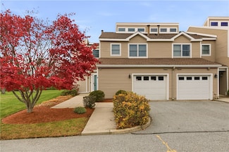 41 Lawton Brook Ln, Portsmouth, RI 02871