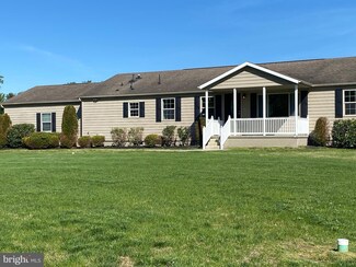 1356 Kings Hwy, Pilesgrove, NJ 08098
