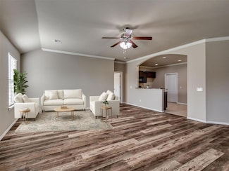 2716 Demotte Dr, Yukon, OK 73099