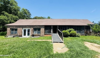 137 Lloyd Blue, Mendenhall, MS 39114
