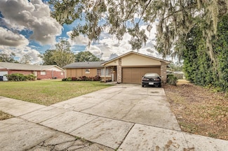 3077 Heather Glynn Dr, Mulberry, FL 33860