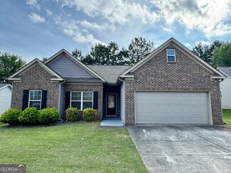 6703 Biscayne Blvd, Rex, GA 30273