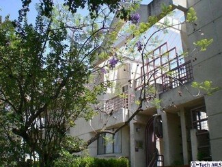 340 Myrtle St Unit F, Glendale, CA 91203