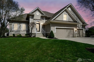 3 Crayton Ct, Miamisburg, OH 45342
