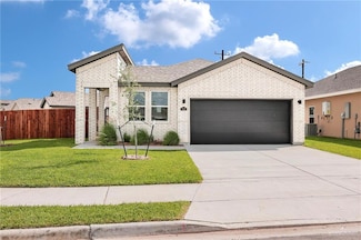 2600 N Day Lily Ave, Edinburg, TX 78541