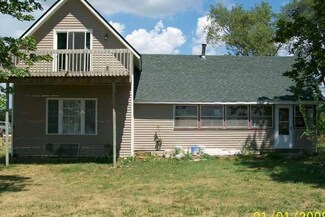 1446 Juniper Trail, Earlham, IA 50072