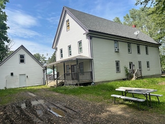 48 Church St, Clinton, ME 04927