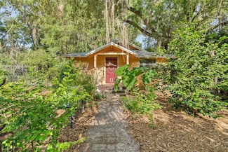 2618 NW 8th St, Gainesville, FL 32609