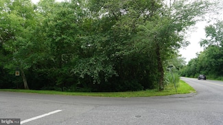 50 Bonita Rd, Ocean Township, NJ 08758