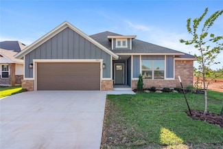 4917 Misty Wood Ln, Mustang, OK 73064